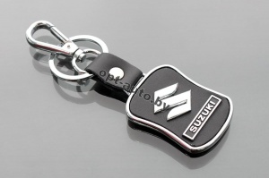 Брелок автомобильный кожаный + металл SUZUKI 
